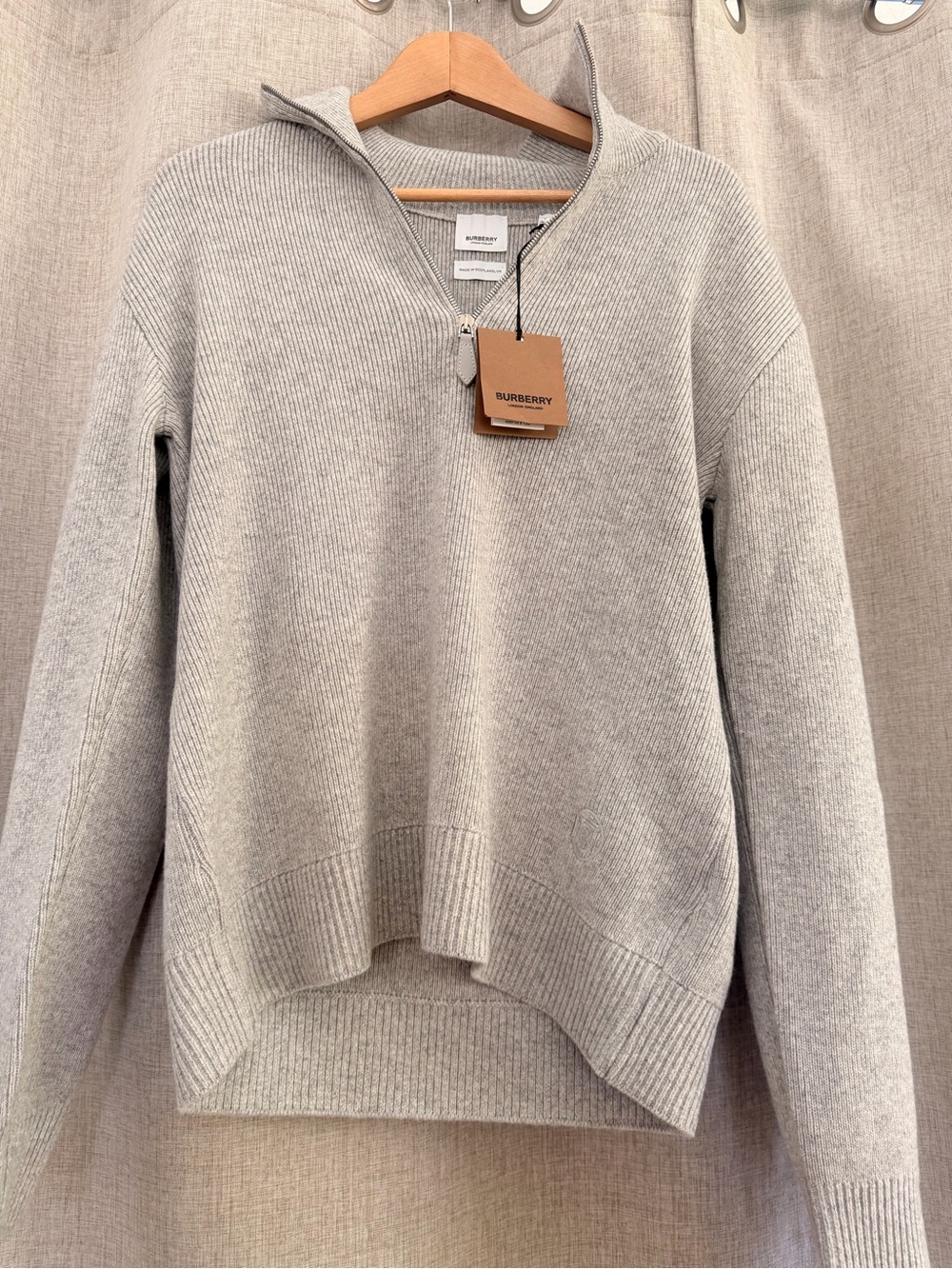 Burberry Men's Light Gray Ribbed Half-Zip Sweater